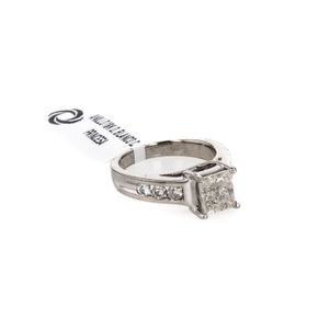 ANILLO 18K O. BLANCO C. PRINCESA