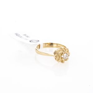 ANILLO CON PIEDRA FINA 18K