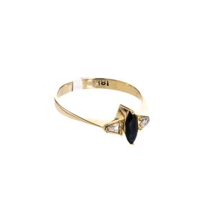 ANILLO CON ZIRCONES 18K